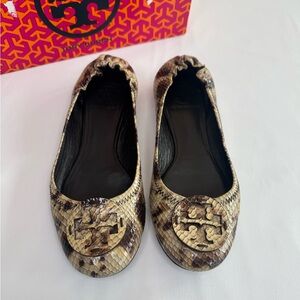 Tory Burch Reva-Monarch Snake Print 7.5M